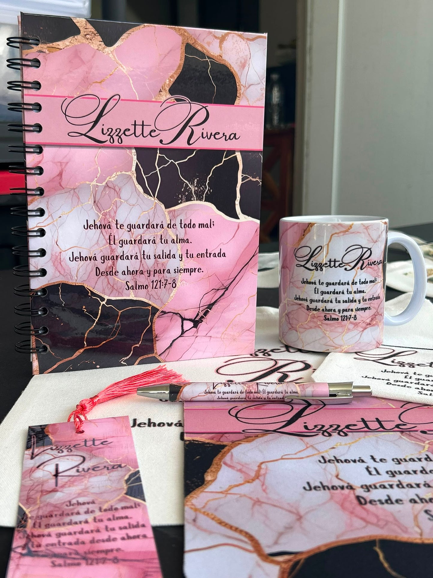 Caja con Propósito Rosa y Negro Marmol